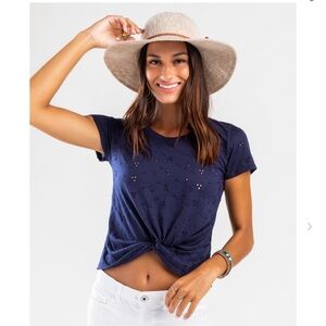 Francesca’s Molly Eyelet Front Twist White Tee Like New